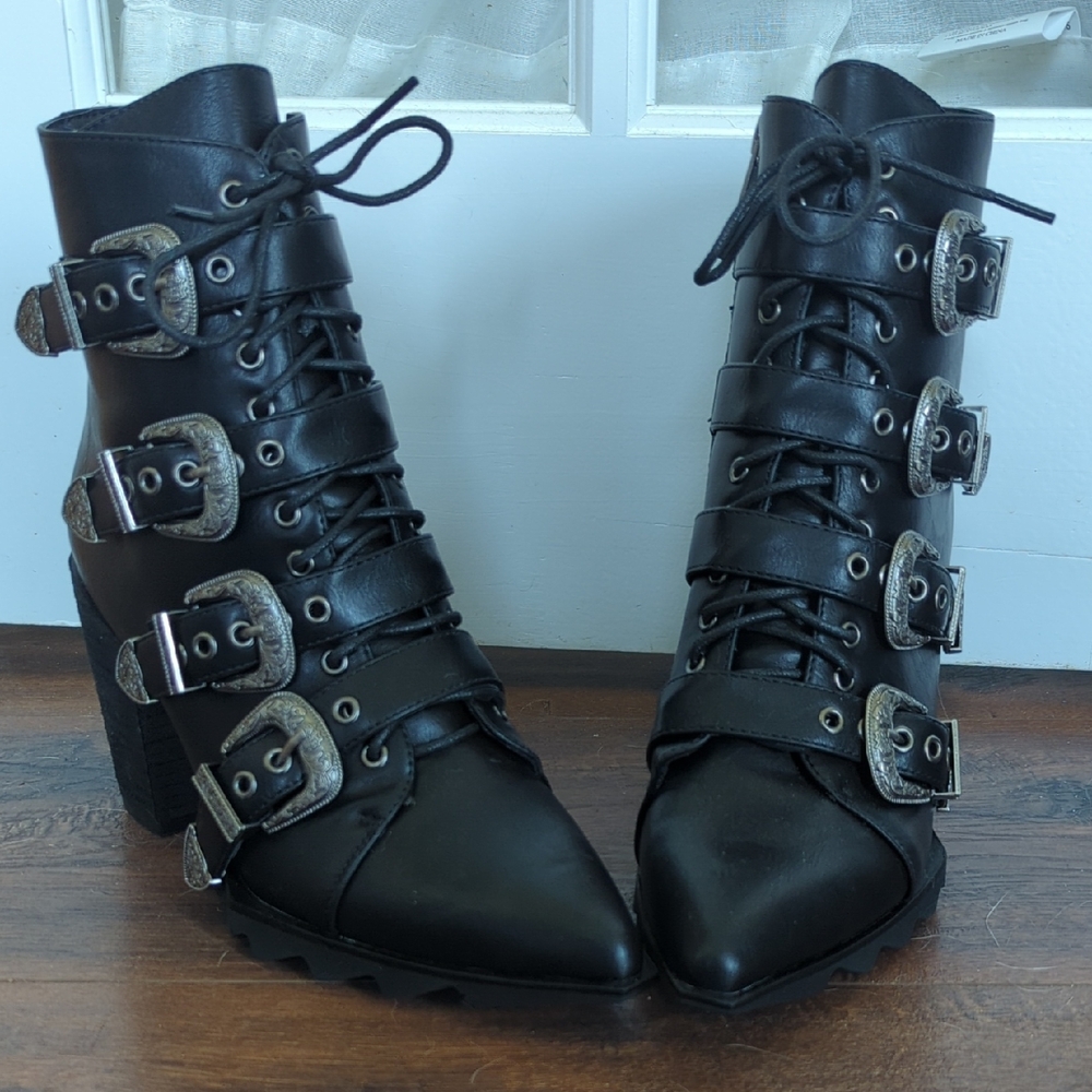 Black Heeled Boots with Buckles and Lace-Up Design